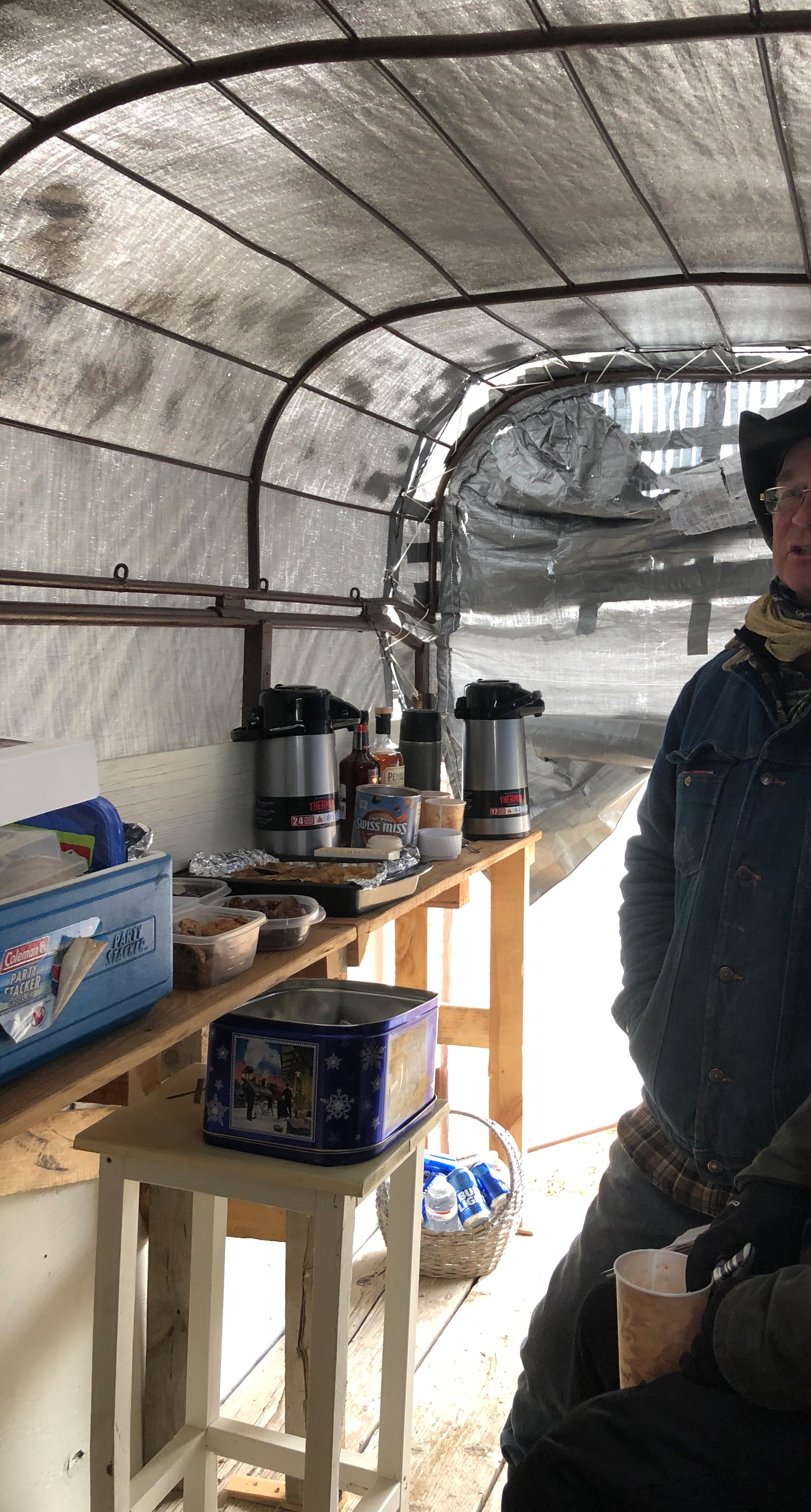 20191101 Shipping chuck wagon